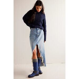 MOTHER The Ditcher Maxi Super Fray Jeans Skirt Blue Denim Fringe Slit Size 27